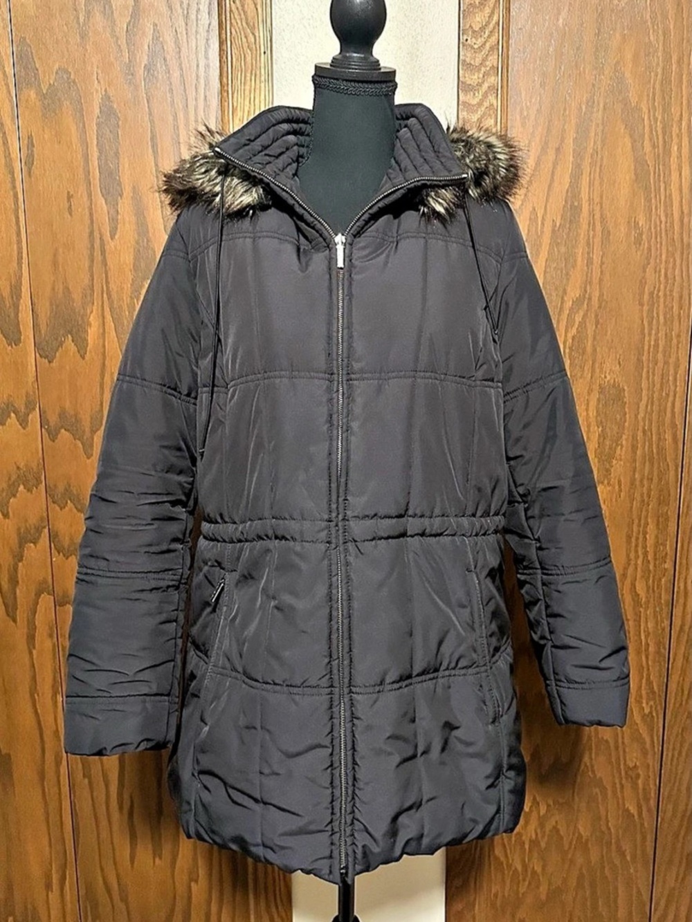 Jones New York Women's Black Puffer Coat Size XL